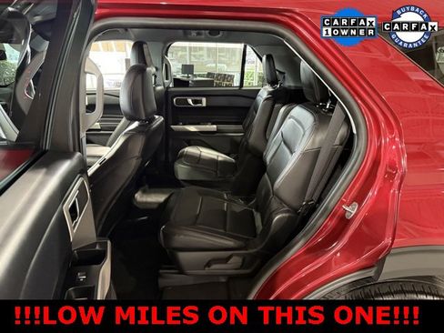 Used 2022 Ford Explorer XLT w/ Equipment Group 202A image 17