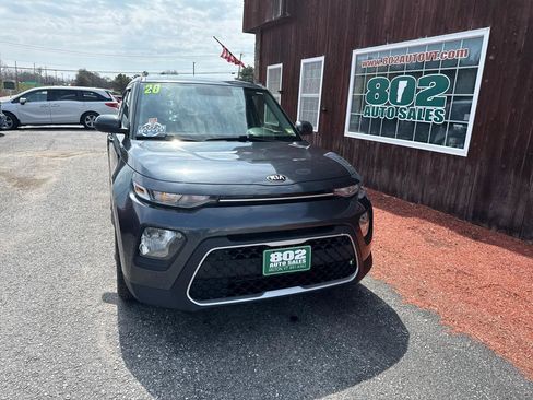 Used 2020 Kia Soul LX image 3