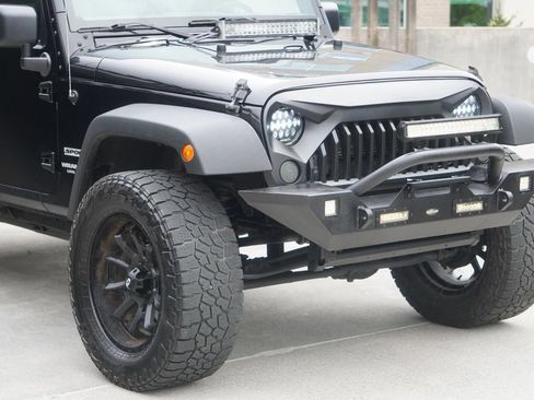 Used 2016 Jeep Wrangler Unlimited Sport w/ Quick Order Package 24S AWD/4WD image 27