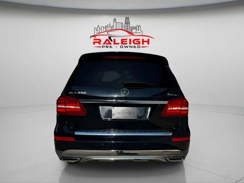 Used 2018 Mercedes-Benz GLS 450 4MATIC image 3