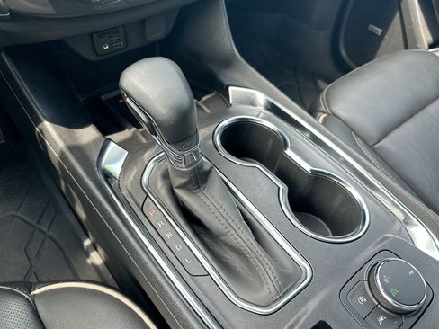 Certified 2023 Chevrolet Traverse Premier w/ Redline Edition image 31