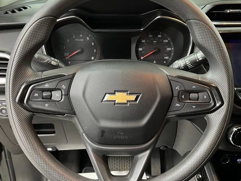 Used 2021 Chevrolet TrailBlazer LT w/ Convenience Package FWD image 27