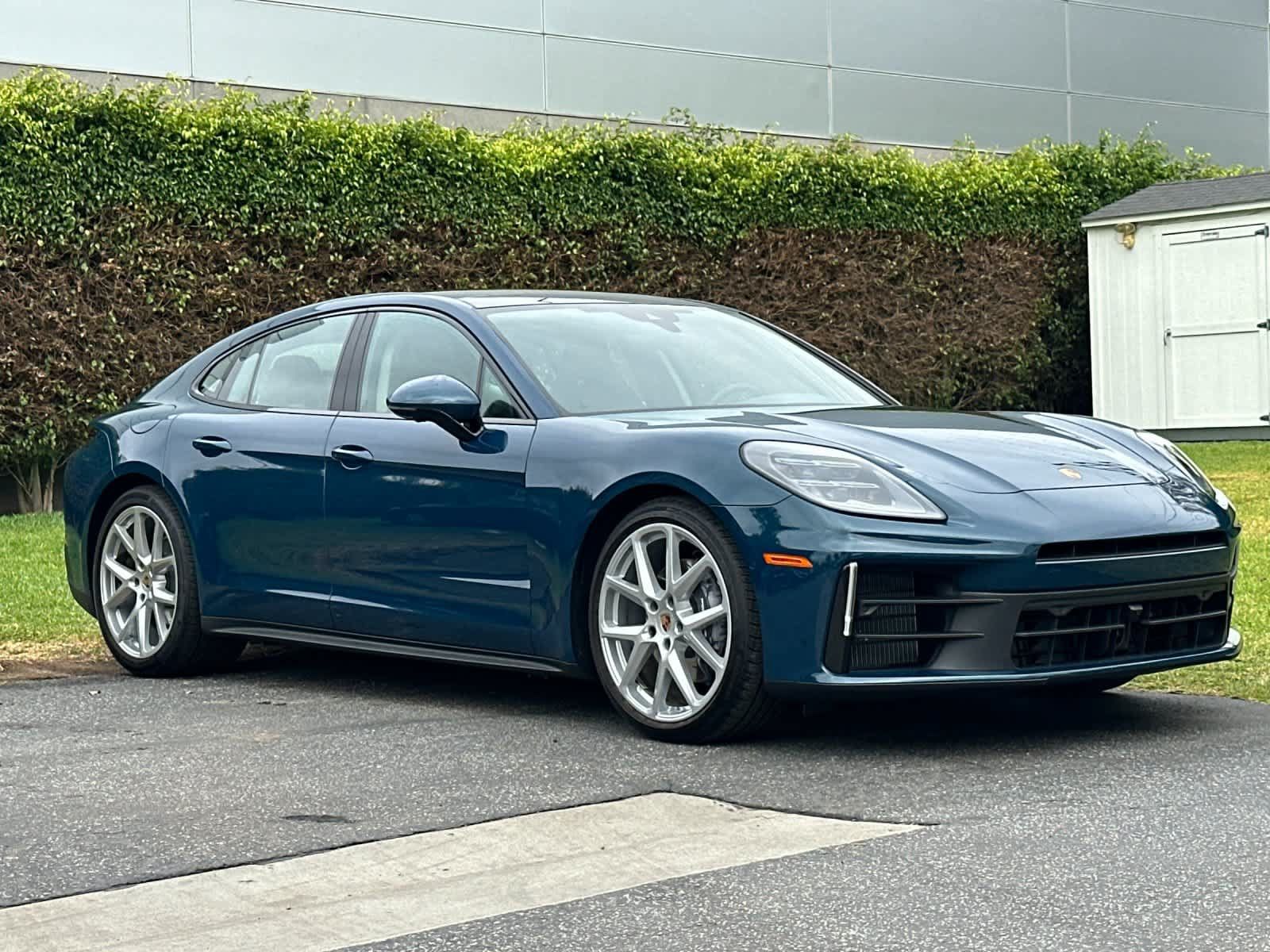 Certified 2026 Porsche Panamera 4 AWD/4WD image 10