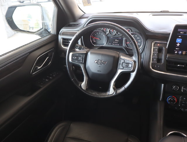 Used 2021 Chevrolet Suburban Z71 w/ Luxury Package AWD/4WD image 22