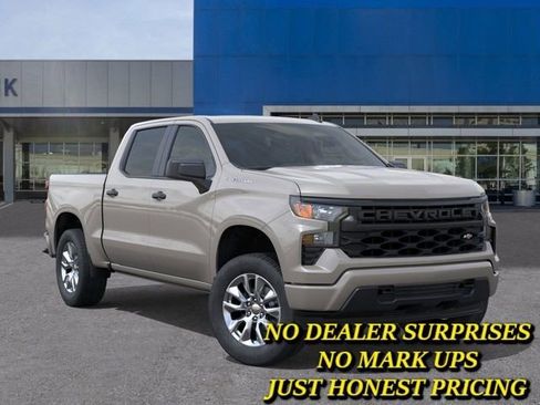 New 2026 Chevrolet Silverado 1500 Custom RWD image 7