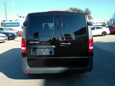 Used 2019 Mercedes-Benz Metris Passenger image 11