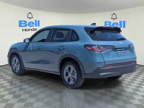 New 2026 Honda HR-V LX image 2