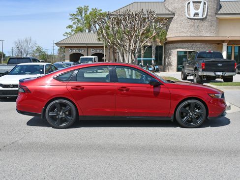 Used 2024 Honda Accord Sport image 5