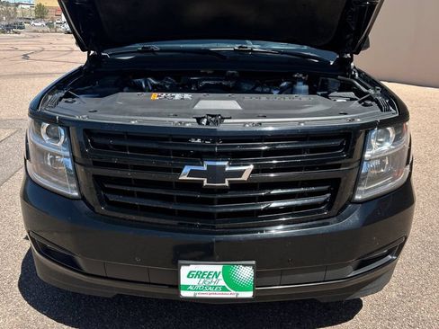 Used 2018 Chevrolet Tahoe Premier AWD/4WD image 11