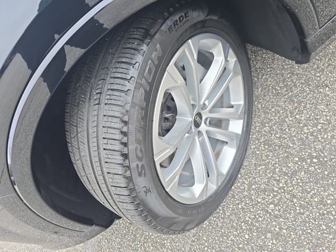 Used 2025 Audi Q7 3.0T Prestige w/ Prestige Package image 31