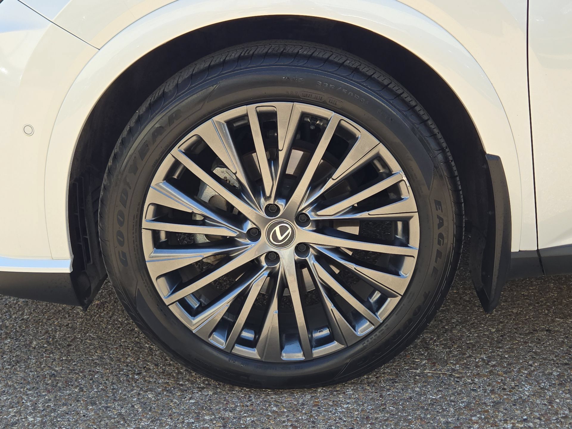 Used 2023 Lexus RX 350 AWD w/ Cold Area Package image 11