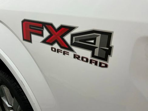 Used 2015 Ford F150 Lariat w/ Equipment Group 502A Luxury image 8