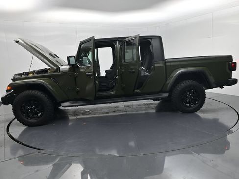 Used 2021 Jeep Gladiator Sport AWD/4WD image 59
