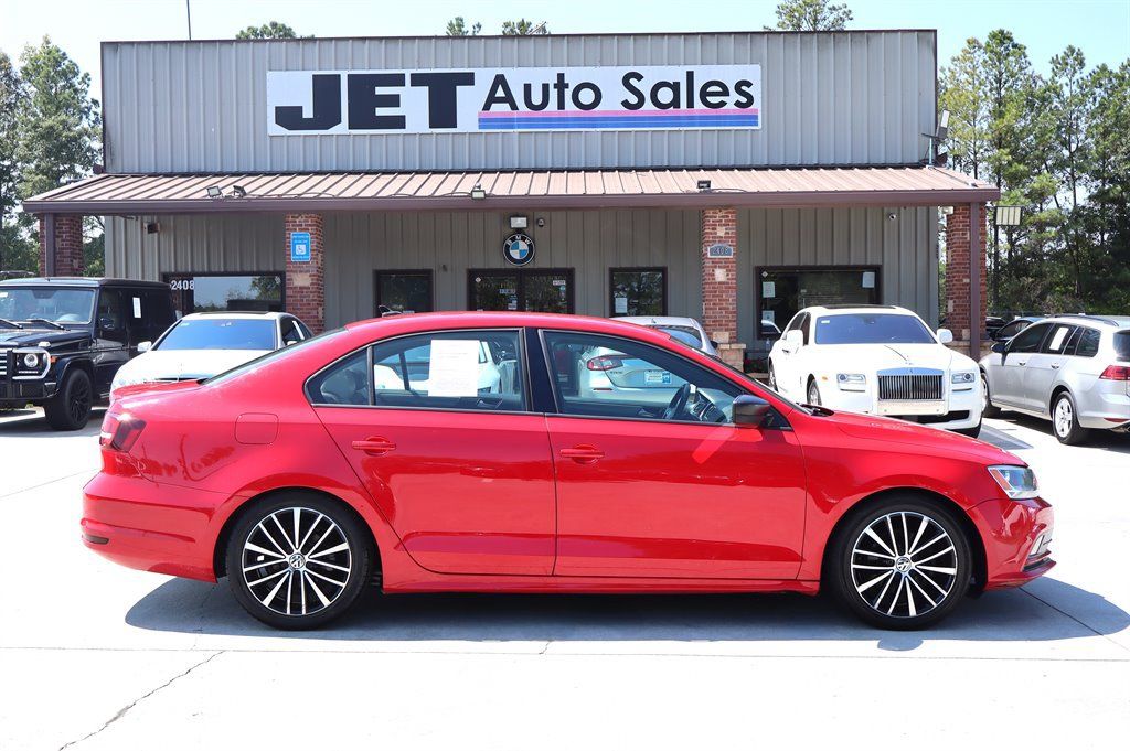 Used 2016 Volkswagen Jetta Sport FWD image 8