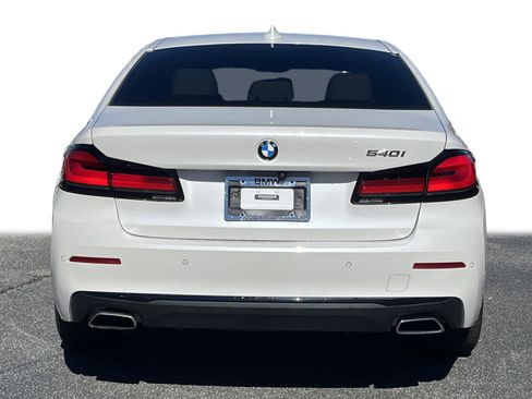 Used 2022 BMW 540i w/ Convenience Package image 27
