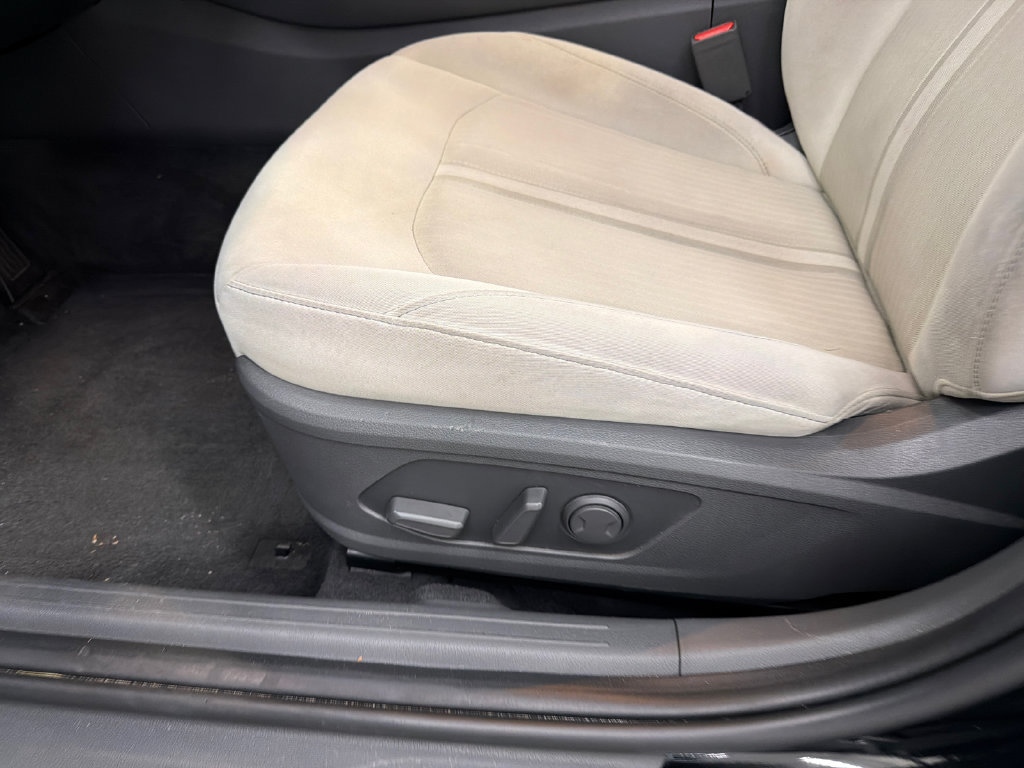 Used 2023 Hyundai Sonata SEL FWD image 9