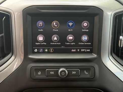 Used 2021 Chevrolet Silverado 2500 Custom w/ Custom Value Package AWD/4WD image 18