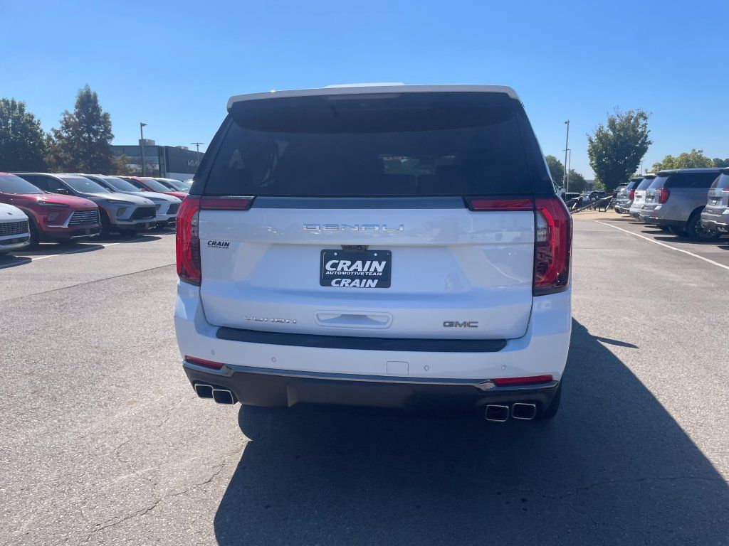 Used 2026 GMC Yukon XL Denali Ultimate AWD/4WD image 7