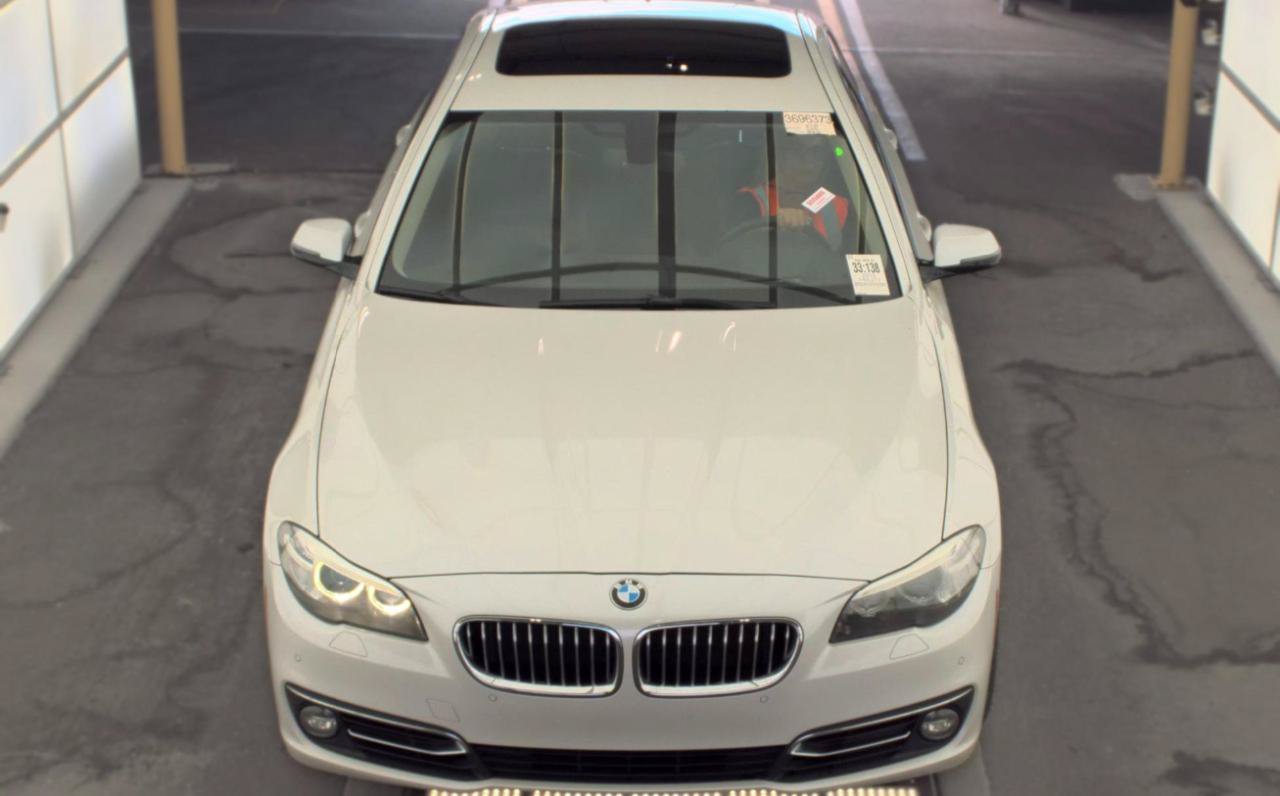 Used 2015 BMW 528i Sedan RWD image 2