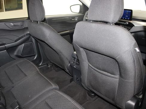 Used 2025 Ford Escape Active AWD/4WD image 27