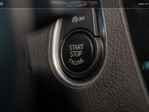 Used 2018 BMW M2 image 20