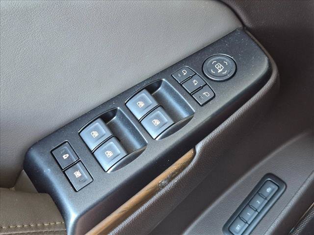 Used 2019 GMC Yukon Denali w/ Open Road Package AWD/4WD image 11