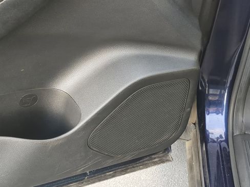 Used 2024 Nissan Rogue SV image 15