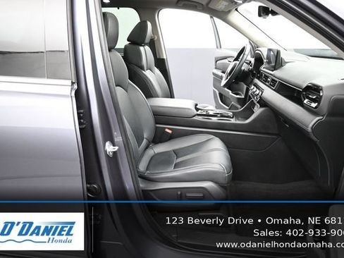 Used 2024 Honda Pilot Touring image 46