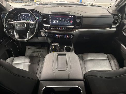 Used 2022 GMC Sierra 1500 Elevation w/ Elevation Premium Package image 36