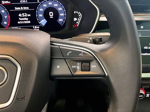 Certified 2025 Audi Q3 2.0T Premium w/ Convenience Package image 25