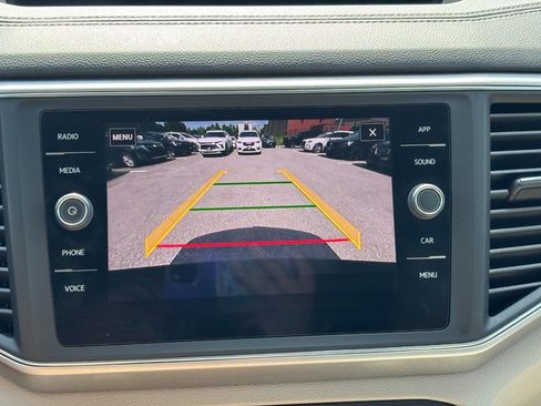 Used 2018 Volkswagen Atlas SE FWD image 21