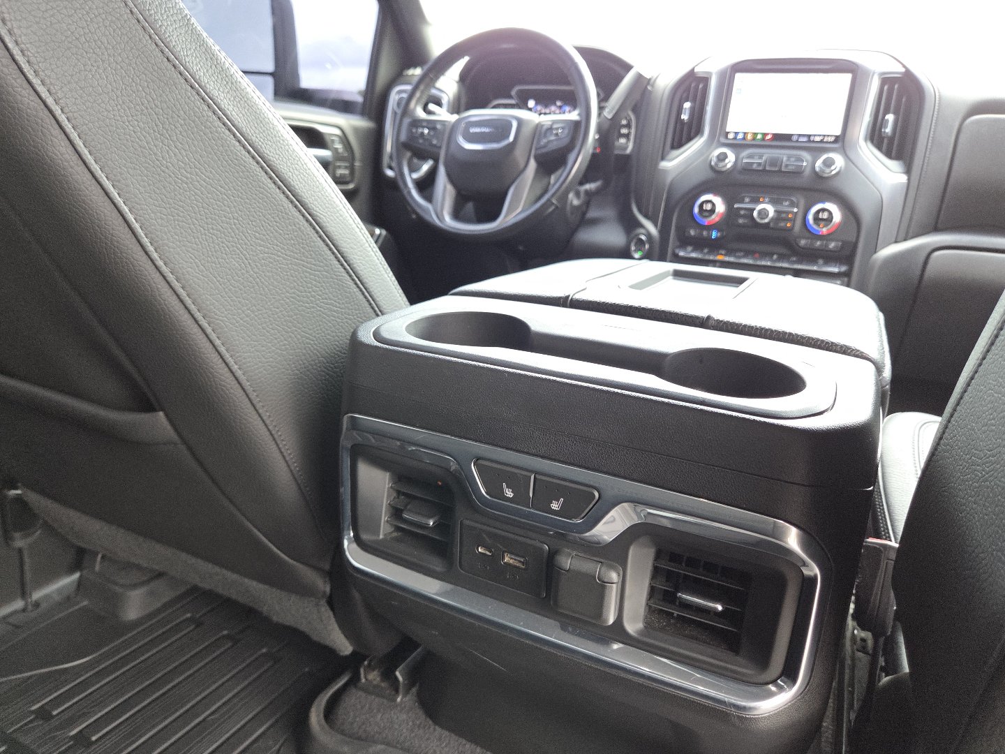 Used 2020 GMC Sierra 2500 Denali w/ Denali Ultimate Package AWD/4WD image 29