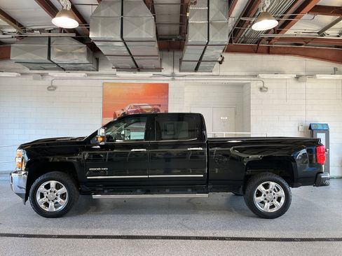 Used 2018 Chevrolet Silverado 2500 LTZ w/ Duramax Plus Package image 5