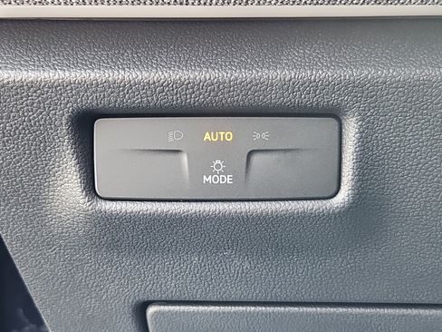 New 2026 Volkswagen Tiguan S AWD/4WD image 8