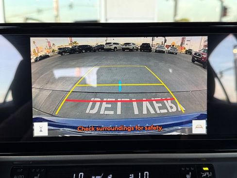 Certified 2025 Toyota Camry XLE image 28