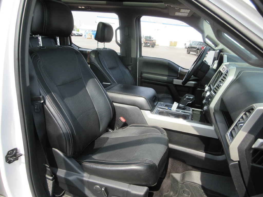 Used 2016 Ford F150 Lariat w/ Equipment Group 502A Luxury AWD/4WD image 23