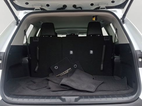 Used 2026 Toyota Grand Highlander LE image 28