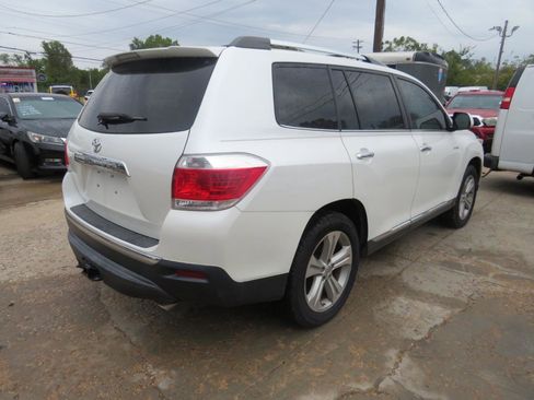 Used 2013 Toyota Highlander Limited image 13