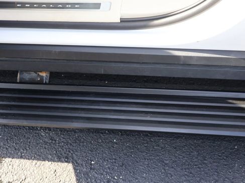 Certified 2023 Cadillac Escalade Premium Luxury Platinum w/ LPO, Radiant Package image 14