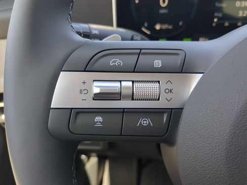 New 2025 Hyundai Sonata Limited image 12