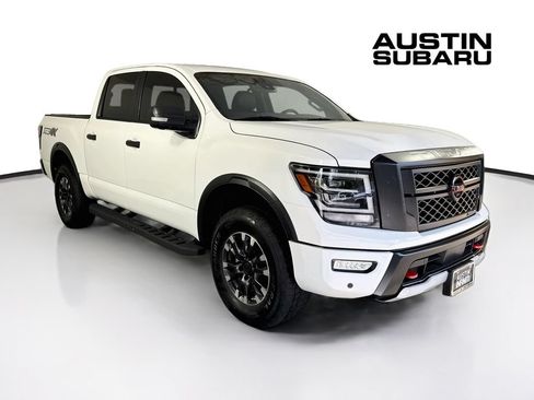 Used 2024 Nissan Titan PRO-4X w/ Pro-4x Convenience Package AWD/4WD image 1