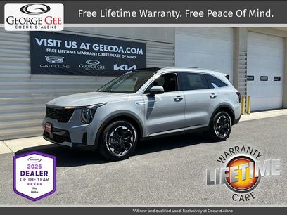 New 2025 Kia Sorento S w/ Panoramic Sunroof Package