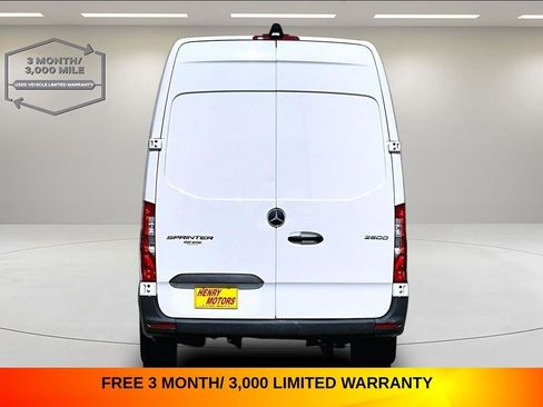 Used 2024 Mercedes-Benz Sprinter 2500 w/ Acoustic Package image 6