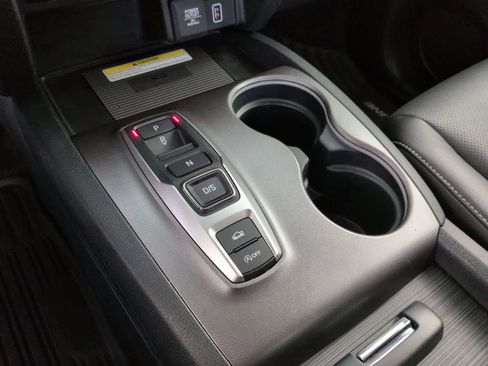 Used 2023 Honda Ridgeline RTL-E image 32