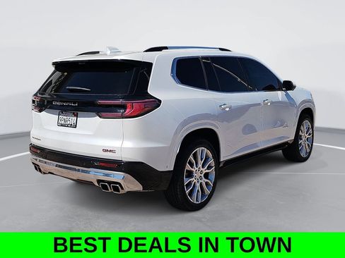 Used 2024 GMC Acadia Denali w/ Super Cruise Package FWD image 3