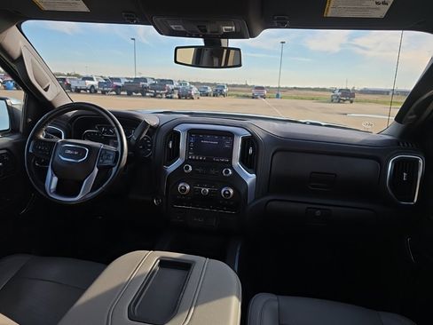 Used 2020 GMC Sierra 1500 SLT image 12