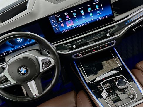 Used 2024 BMW X7 xDrive40i w/ Executive Package AWD/4WD image 17