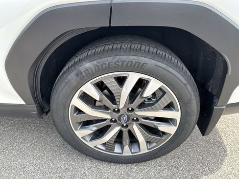 Certified 2025 Subaru Forester Touring w/ Popular Package - Touring AWD/4WD image 8