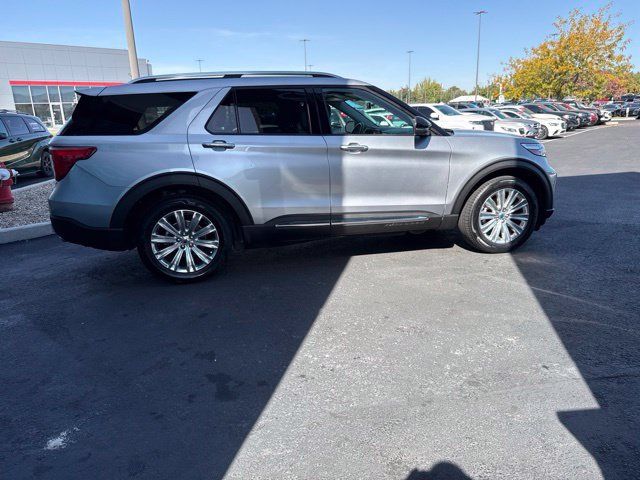 Used 2021 Ford Explorer Limited w/ Equipment Group 301A AWD/4WD image 7