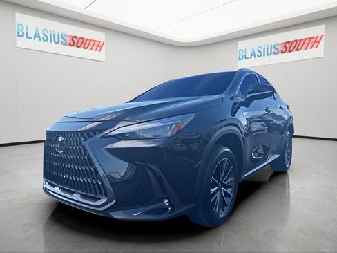 Used 2023 Lexus NX 350 AWD image 7